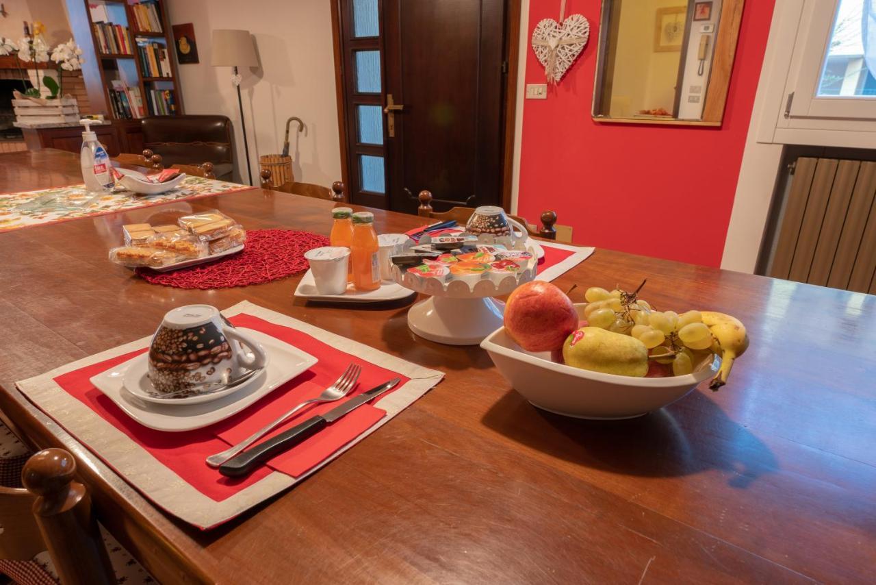 Al Casale B&B Casalserugo ภายนอก รูปภาพ